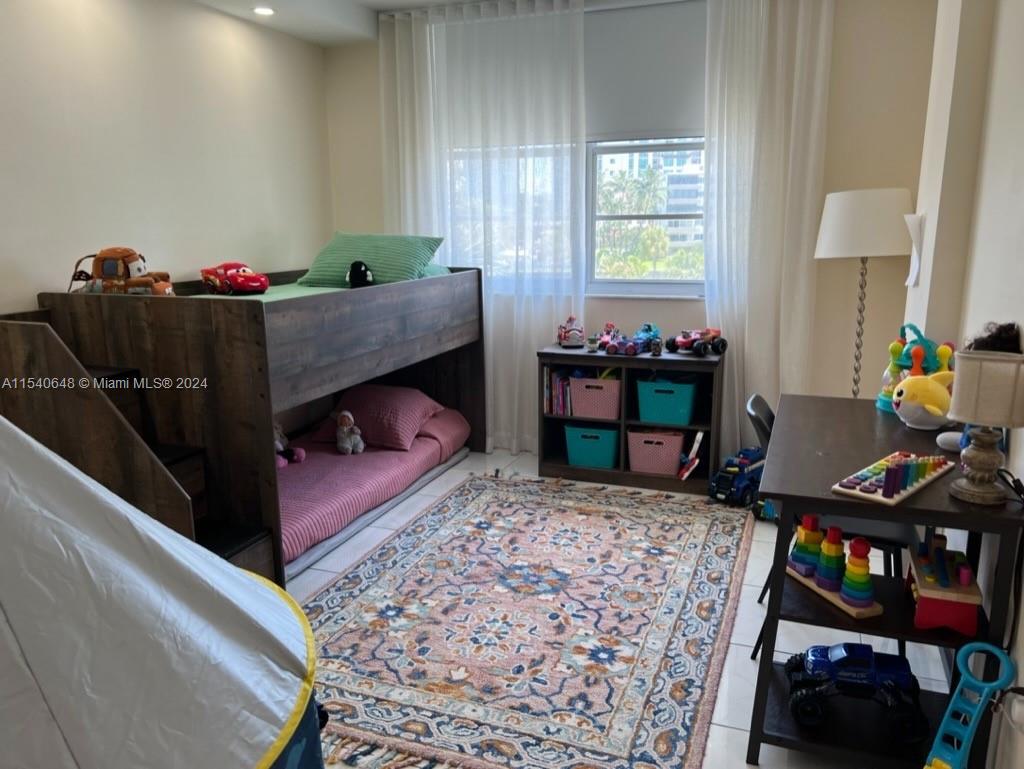 ARLEN HOUSE CONDO - Residential