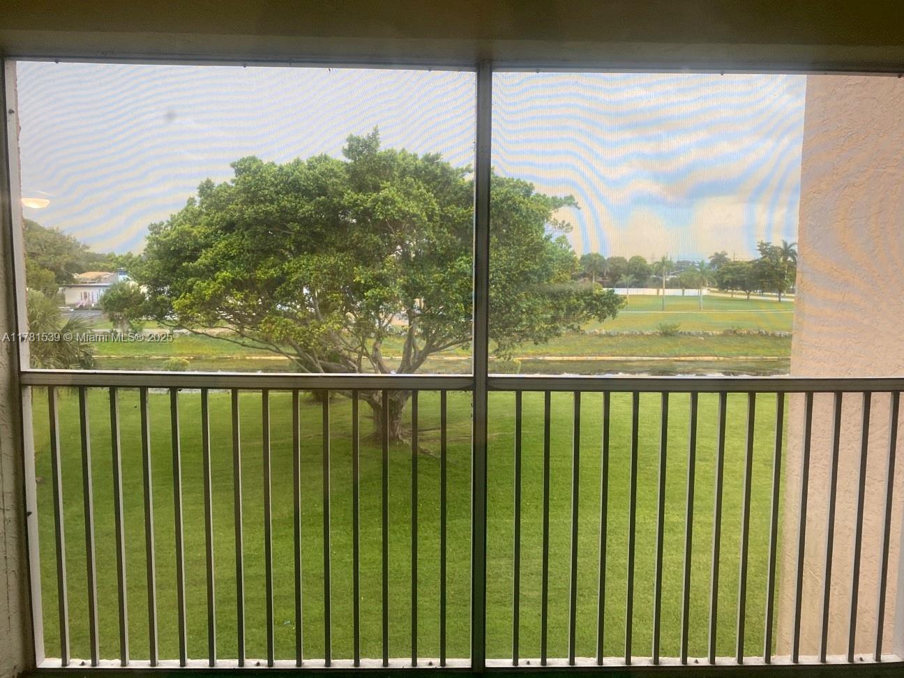 ROYAL PARK GARDENS III-H - Residential