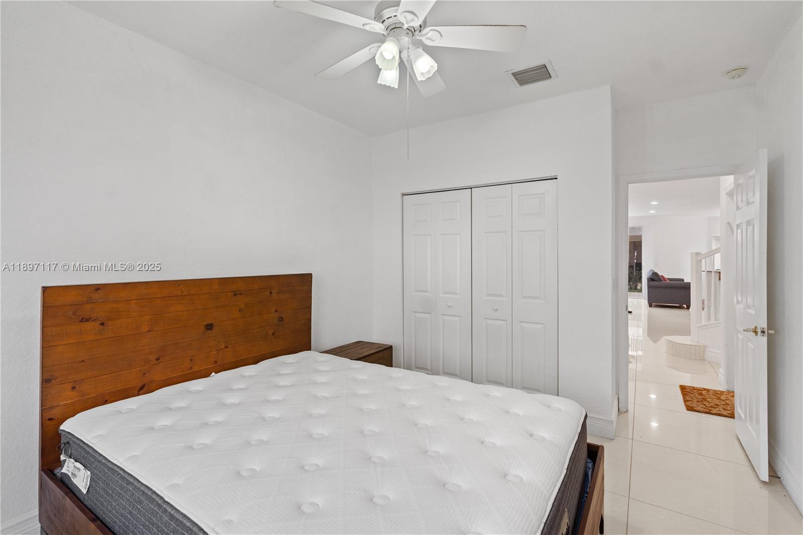 MARINA COVE AT HARBOR VIL - Residential Lease