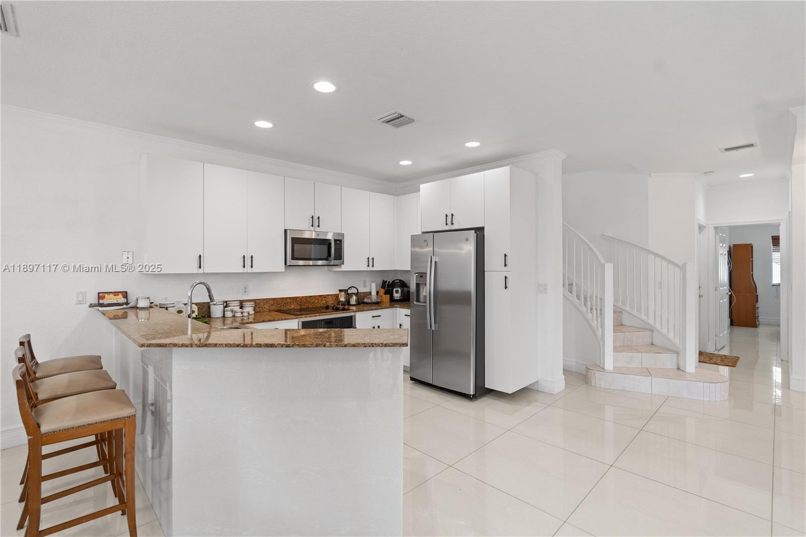 MARINA COVE AT HARBOR VIL - Residential Lease