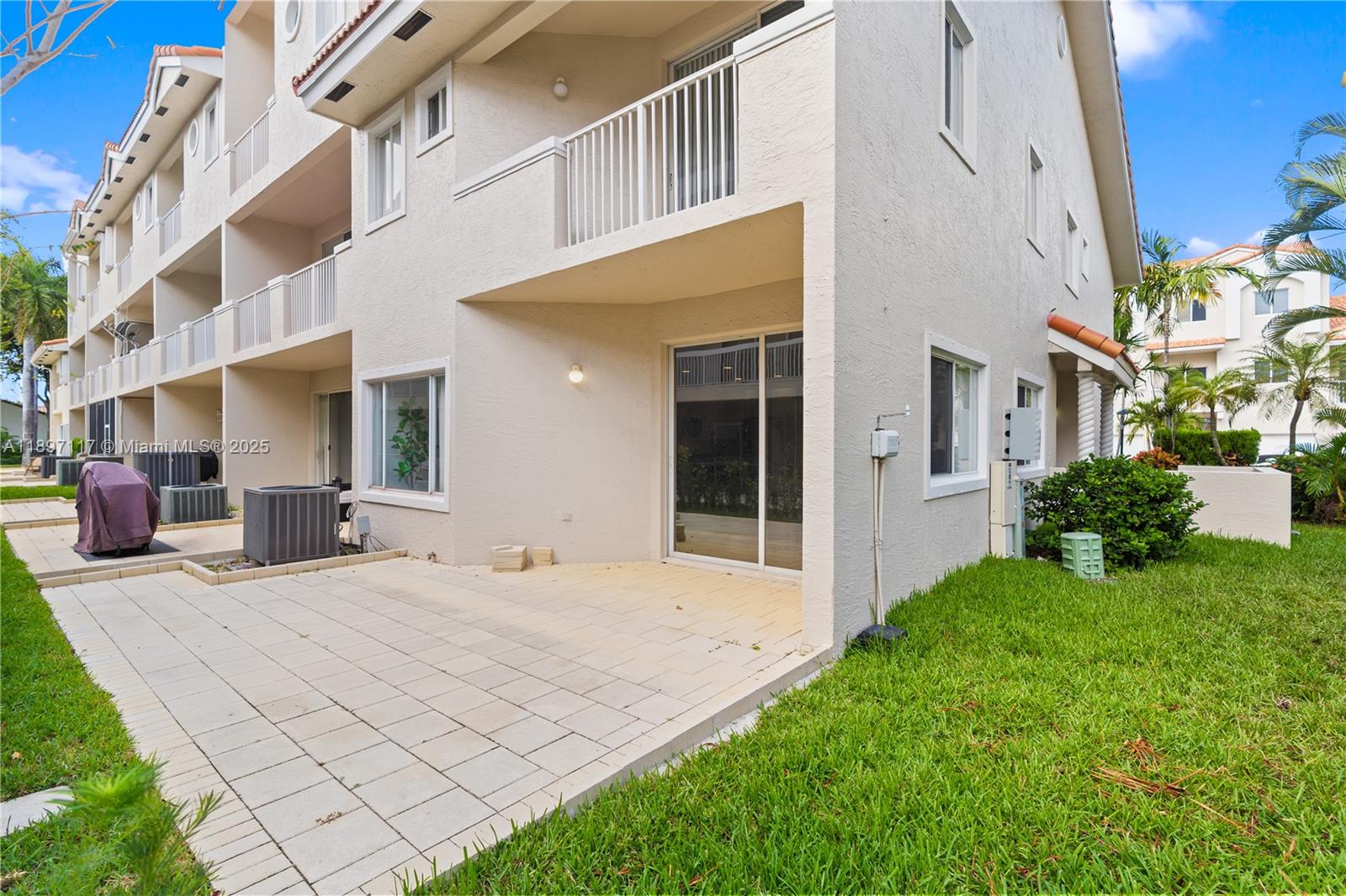 MARINA COVE AT HARBOR VIL - Residential Lease