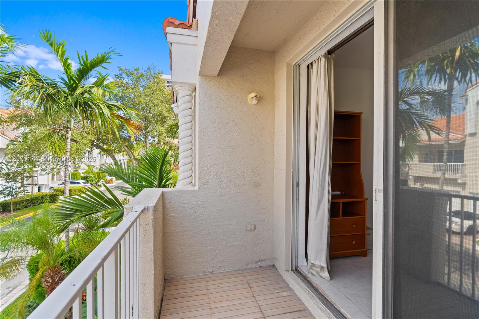 MARINA COVE AT HARBOR VIL - Residential Lease