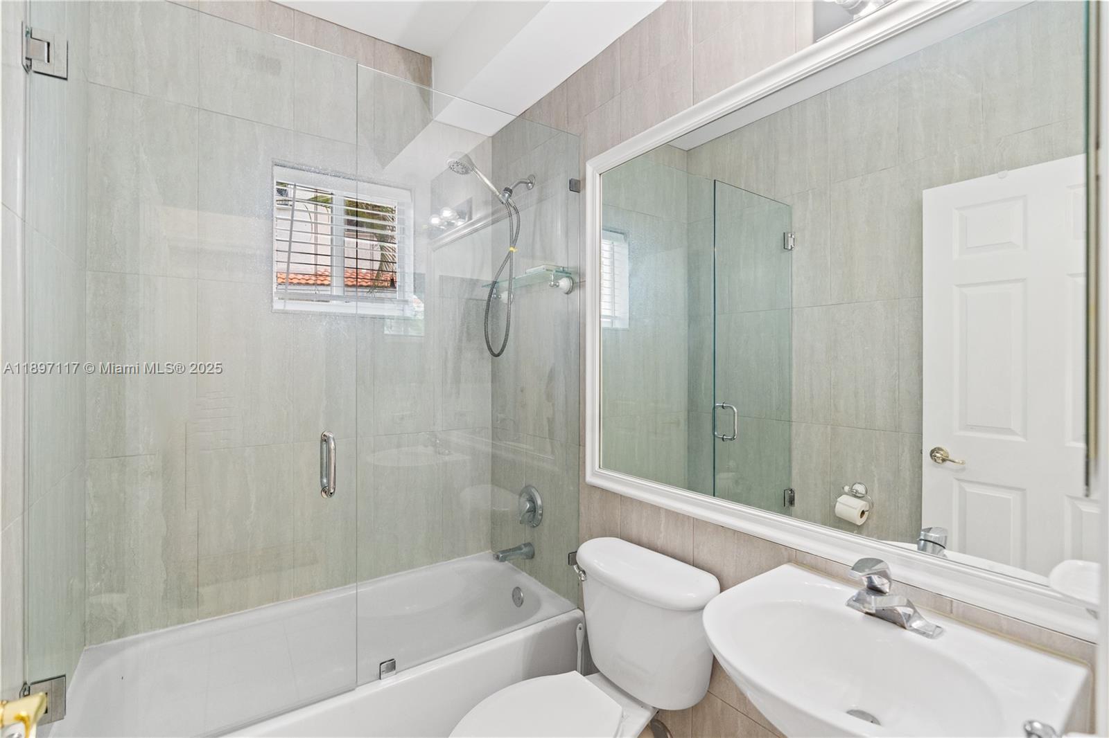 MARINA COVE AT HARBOR VIL - Residential Lease