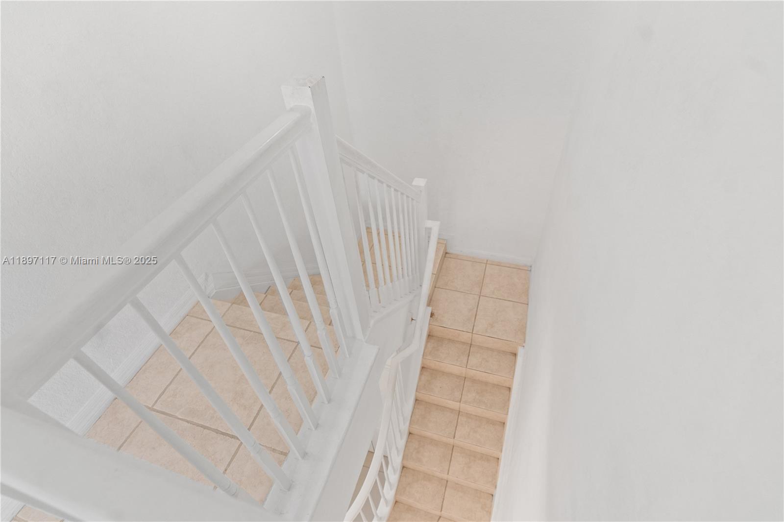 MARINA COVE AT HARBOR VIL - Residential Lease