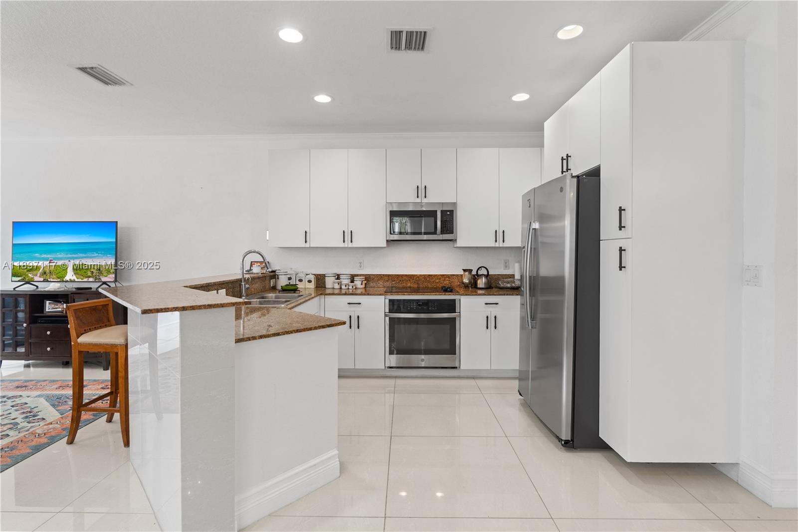 MARINA COVE AT HARBOR VIL - Residential Lease