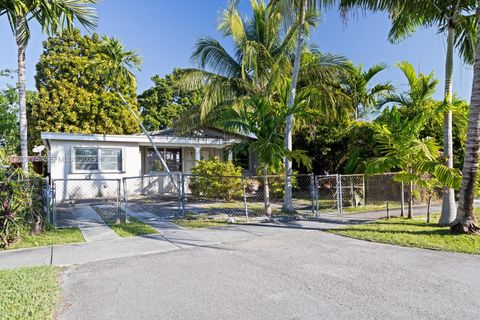7515 SW 32nd St Miami FL 33155