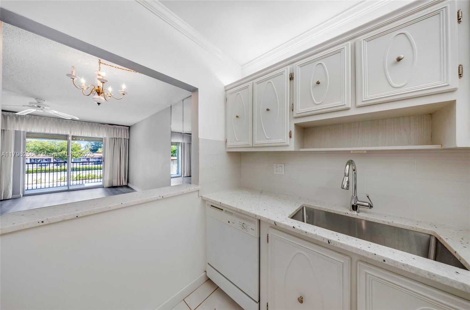 257 S Cypress Rd 425