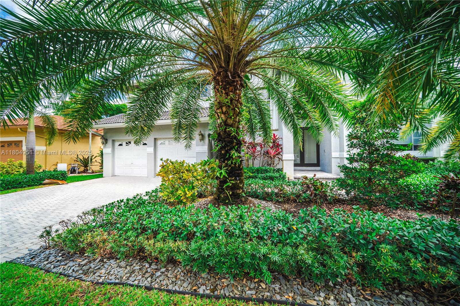 18201 NW 16th St