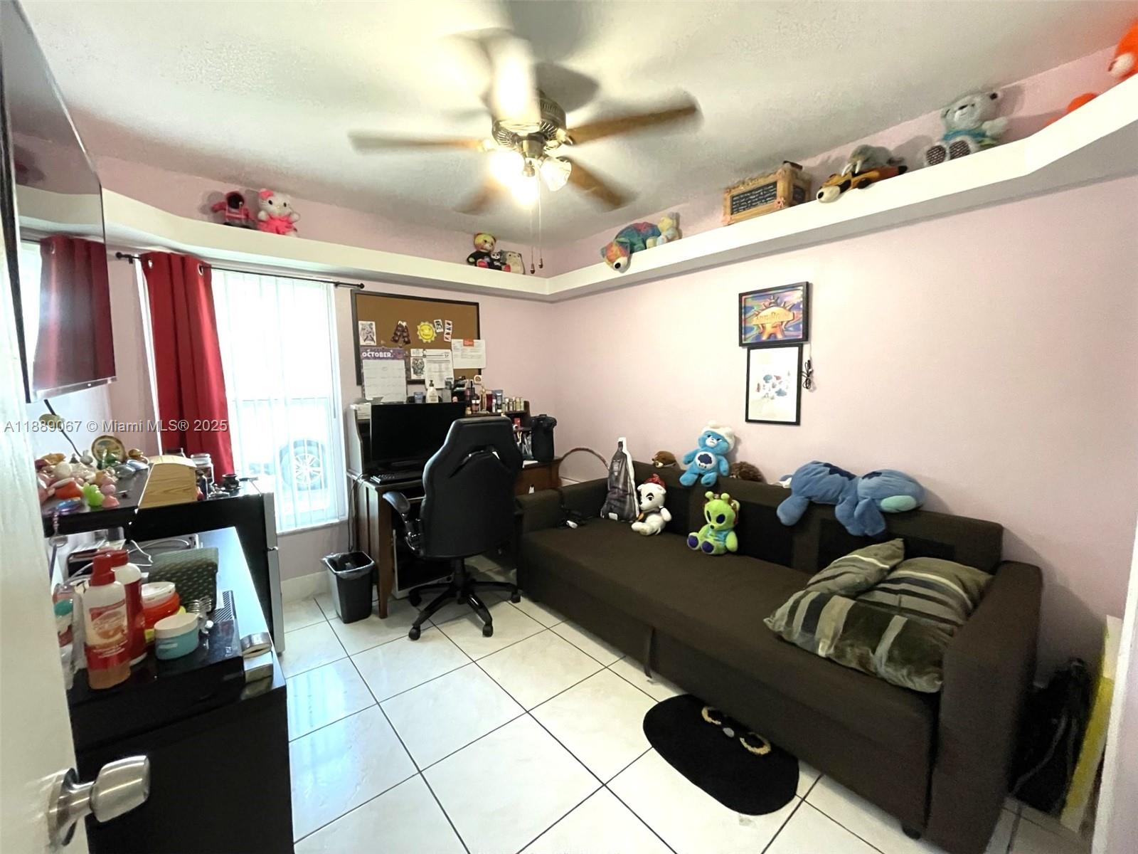 NORTH LAUDERDALE LANDINGS - Residential