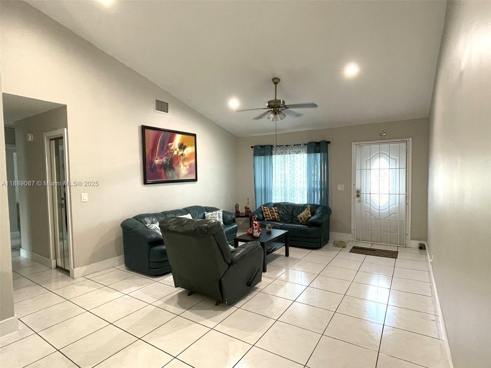 NORTH LAUDERDALE LANDINGS - Residential