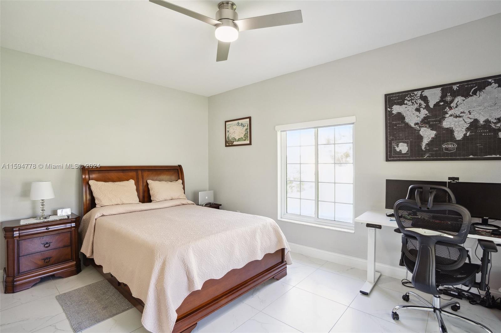 ARROWHEAD LAKE - Residential