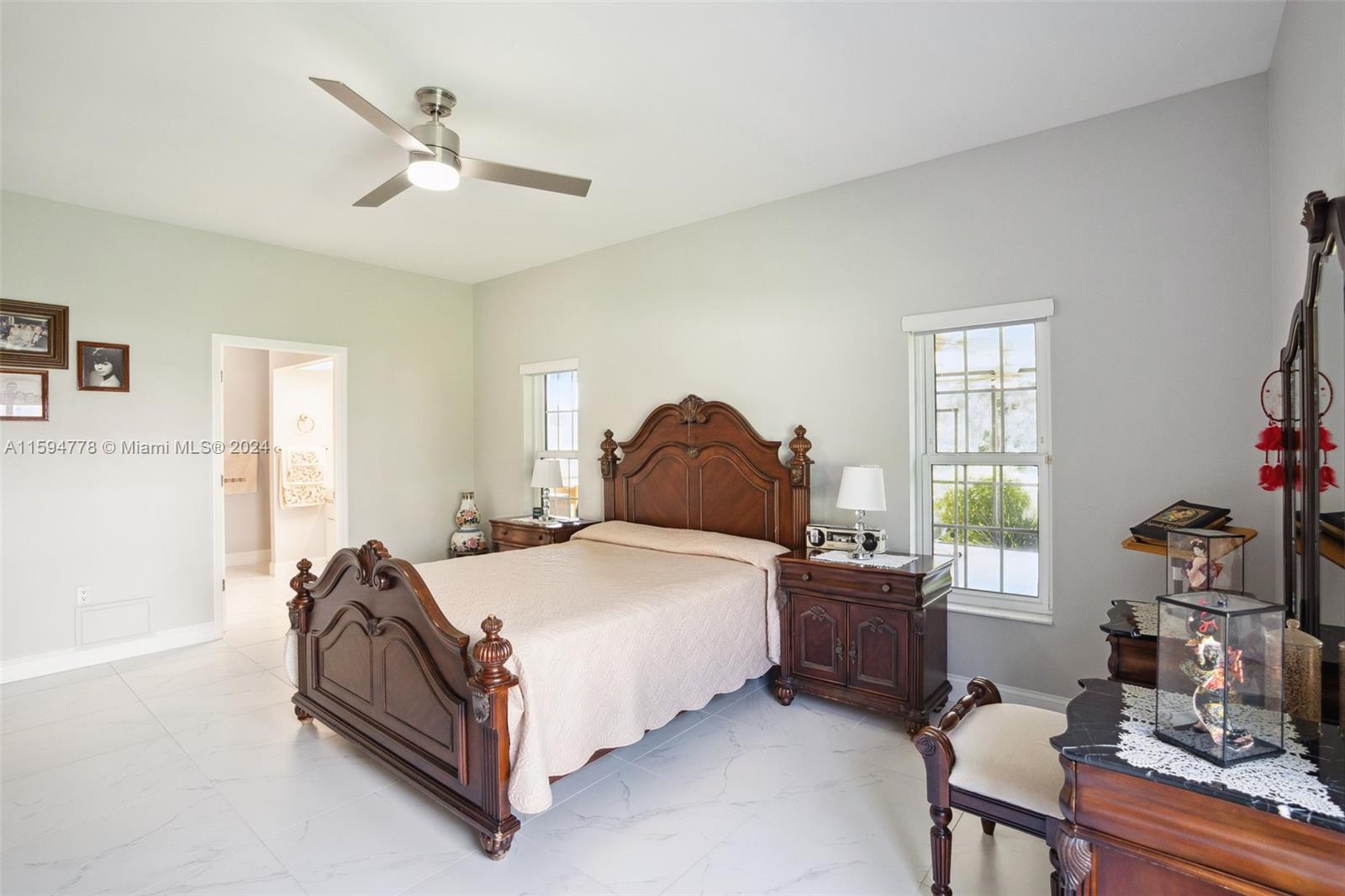 ARROWHEAD LAKE - Residential