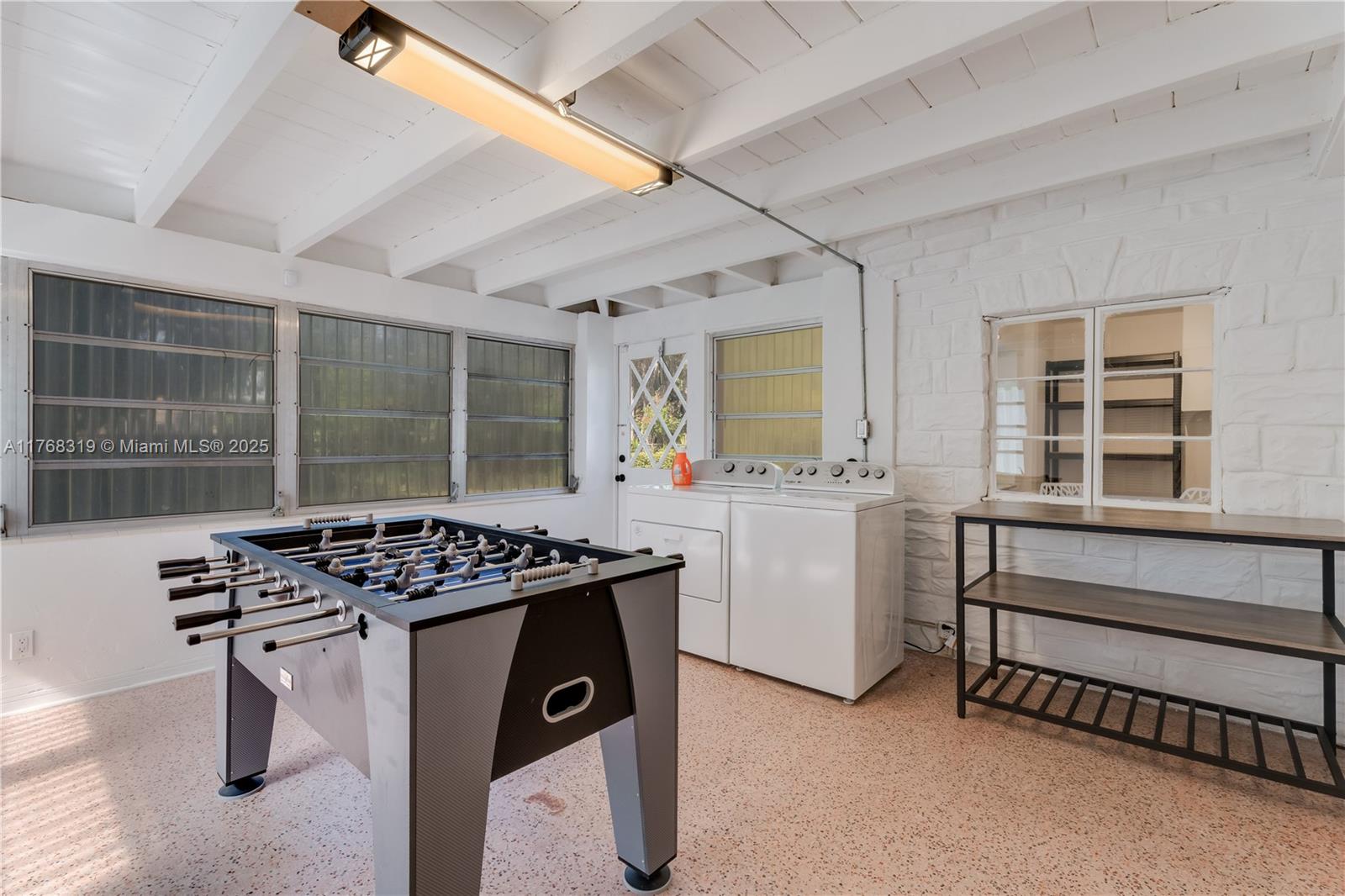 BRICKELL ESTATES - Residential Lease