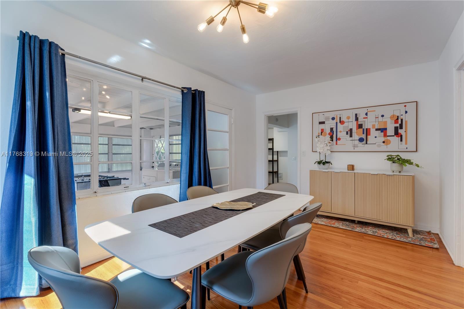 BRICKELL ESTATES - Residential Lease