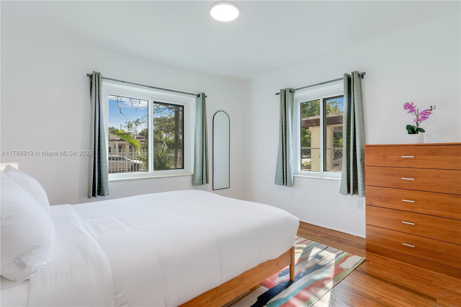 BRICKELL ESTATES - Residential Lease