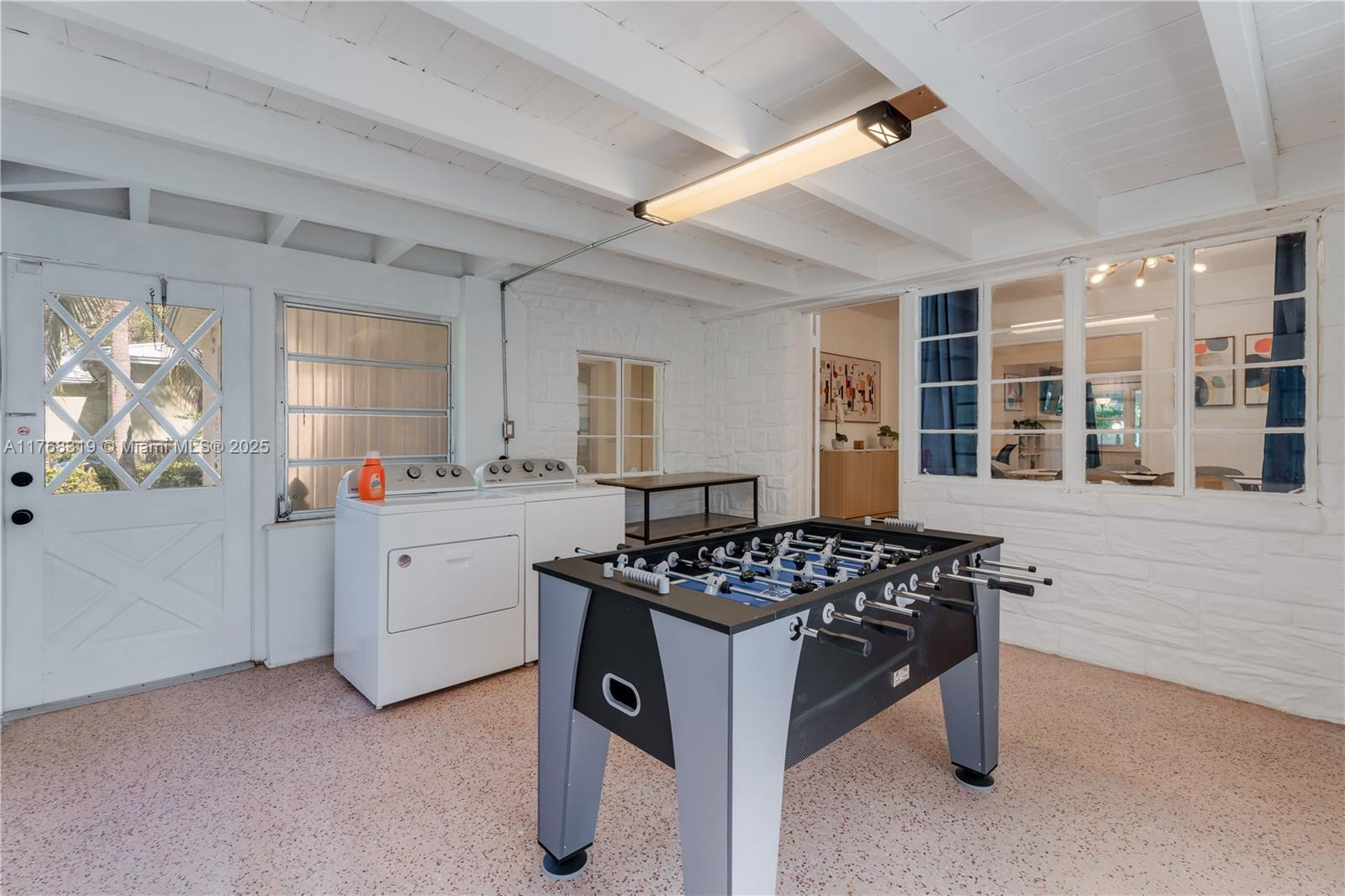 BRICKELL ESTATES - Residential Lease