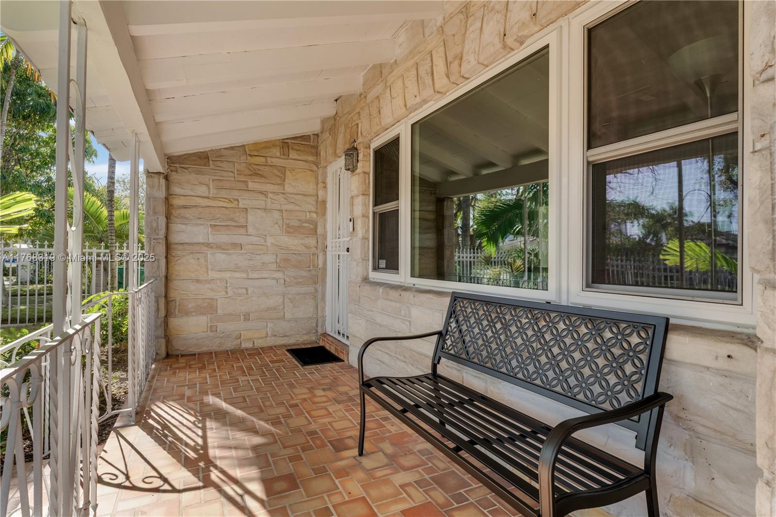 BRICKELL ESTATES - Residential Lease