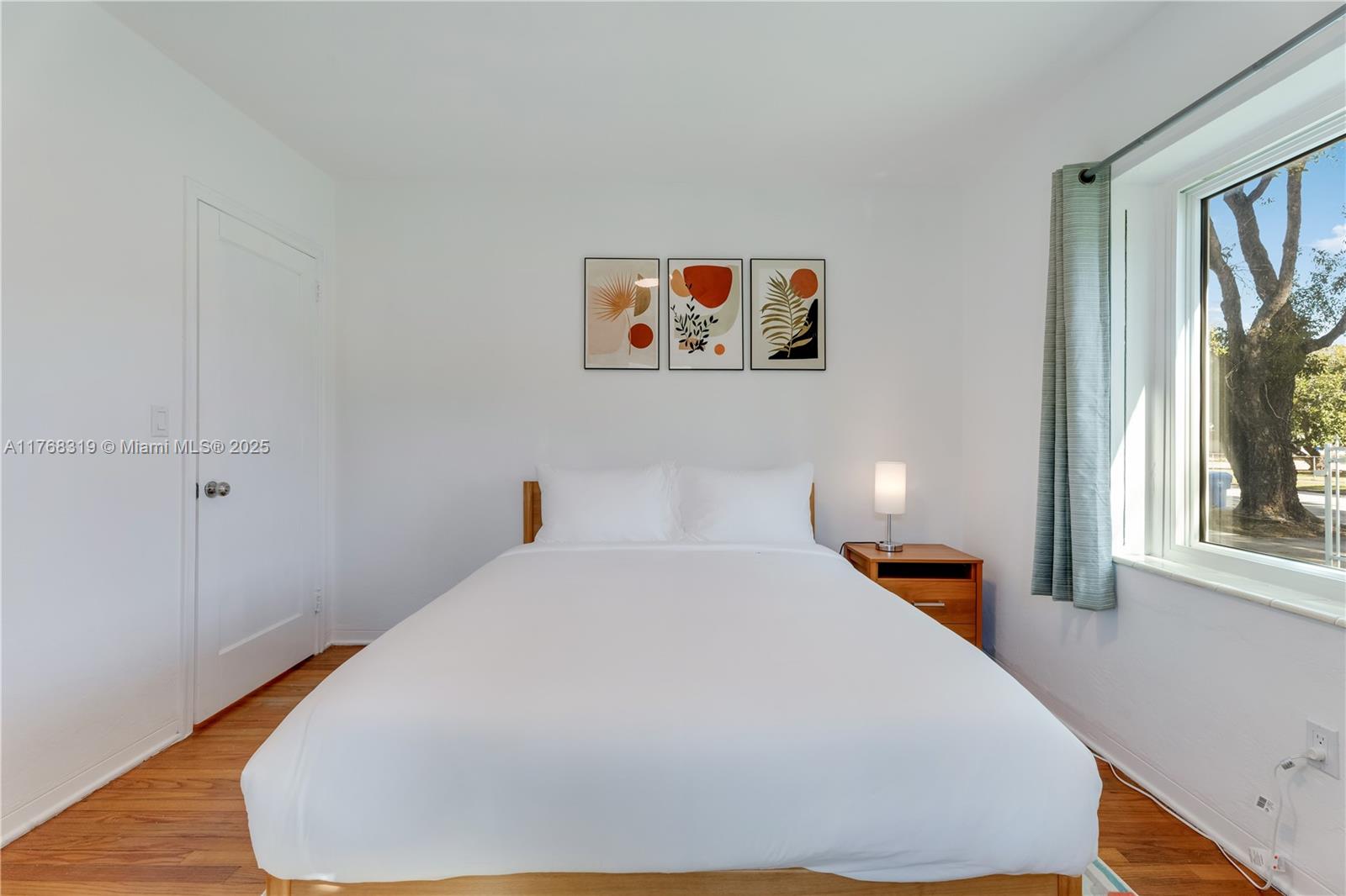 BRICKELL ESTATES - Residential Lease