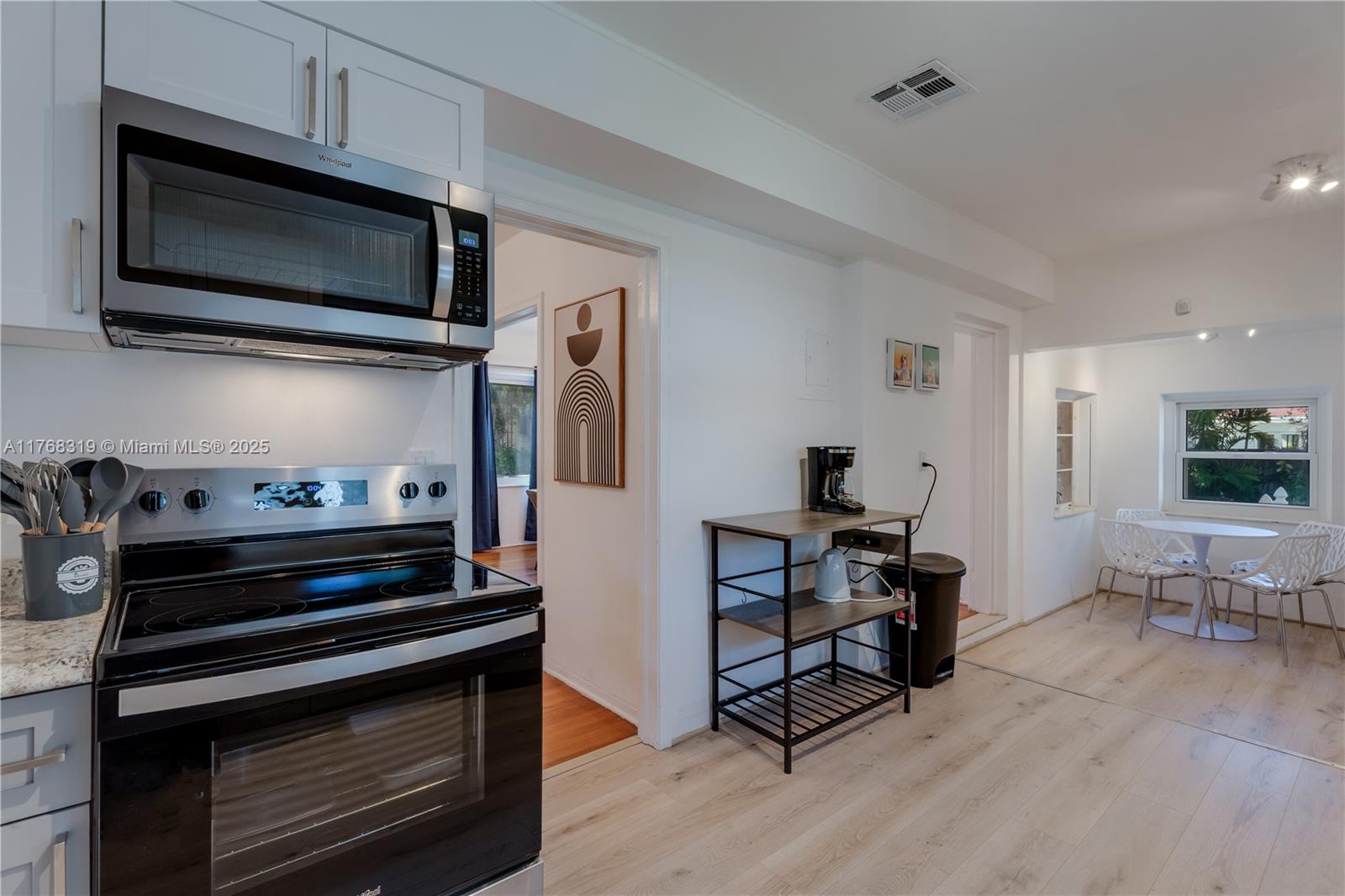 BRICKELL ESTATES - Residential Lease