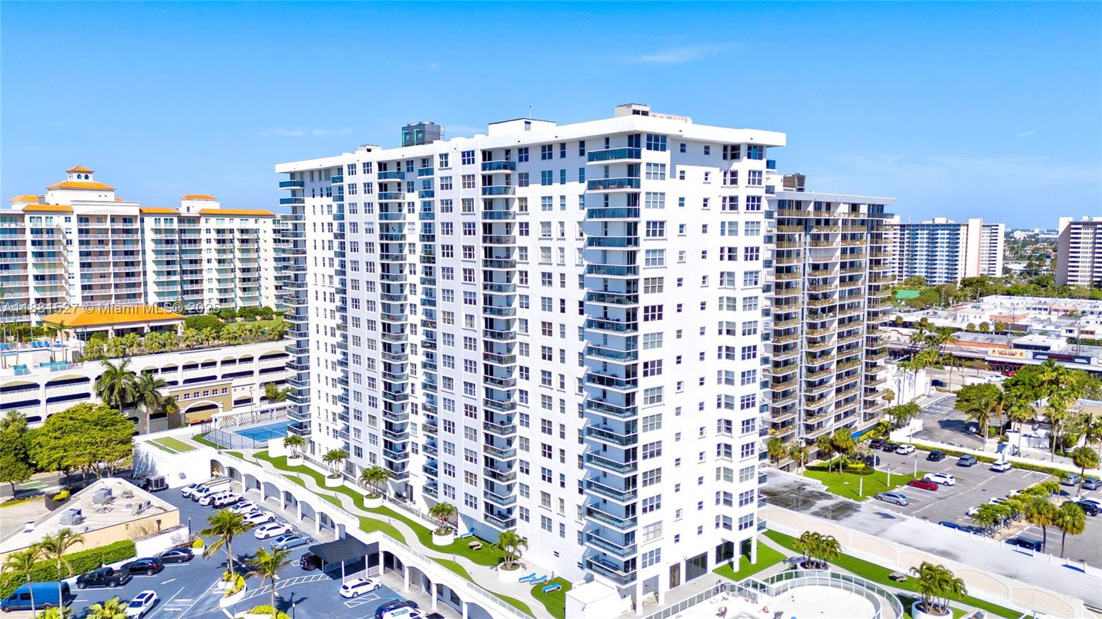 BERKLEY SOUTH CONDO - Residential