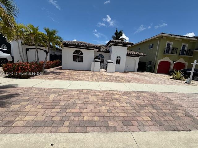 BEAUTIFULLY REMODELED POOL HOME FOR RENT!!! This bright and spacious home 3 beds with 2.5 baths is everything your clients are looking for and more. Beautifully tiled through-out the property, with a convenient split floor plan, huge master bedroom and bath , additional room perfect for an office or playroom . Plenty of parking spaces, brand new open kitchen leading a huge family room and a paved backyard with a pool, perfect for entertaining.