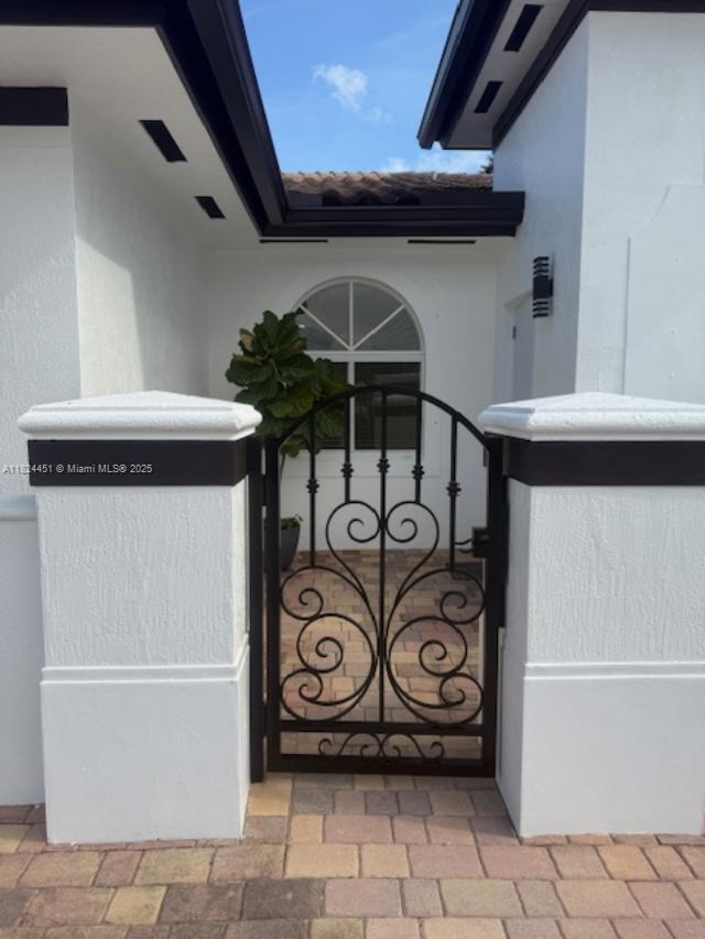 15564 SW 12th Ter 0