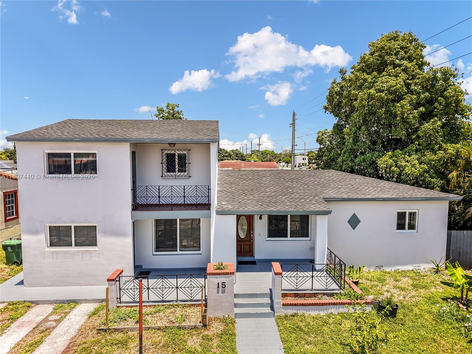 15 W 55th St, Hialeah, Miami-Dade County, Florida - 5 Bedrooms  
3 Bathrooms - 