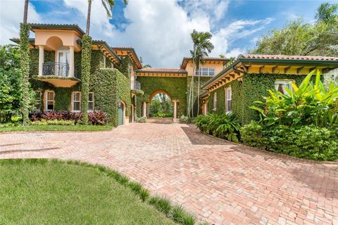 104 Paloma Dr Coral Gables FL 33143