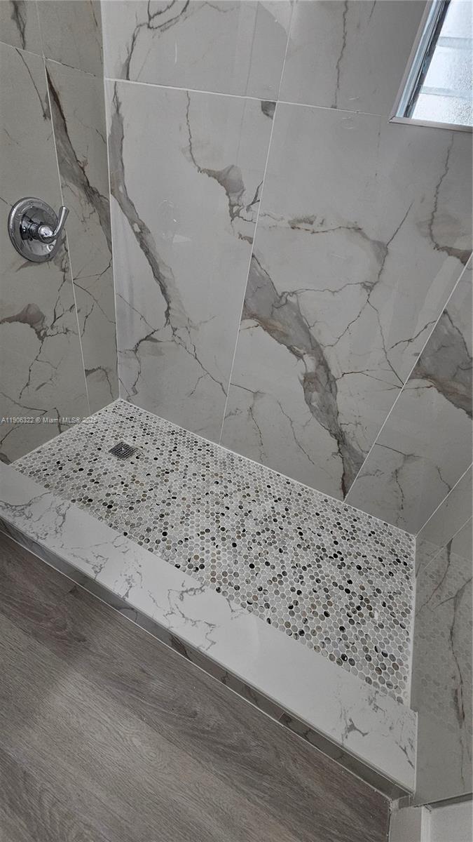 LAKE FOREST SEC ONE - Residential