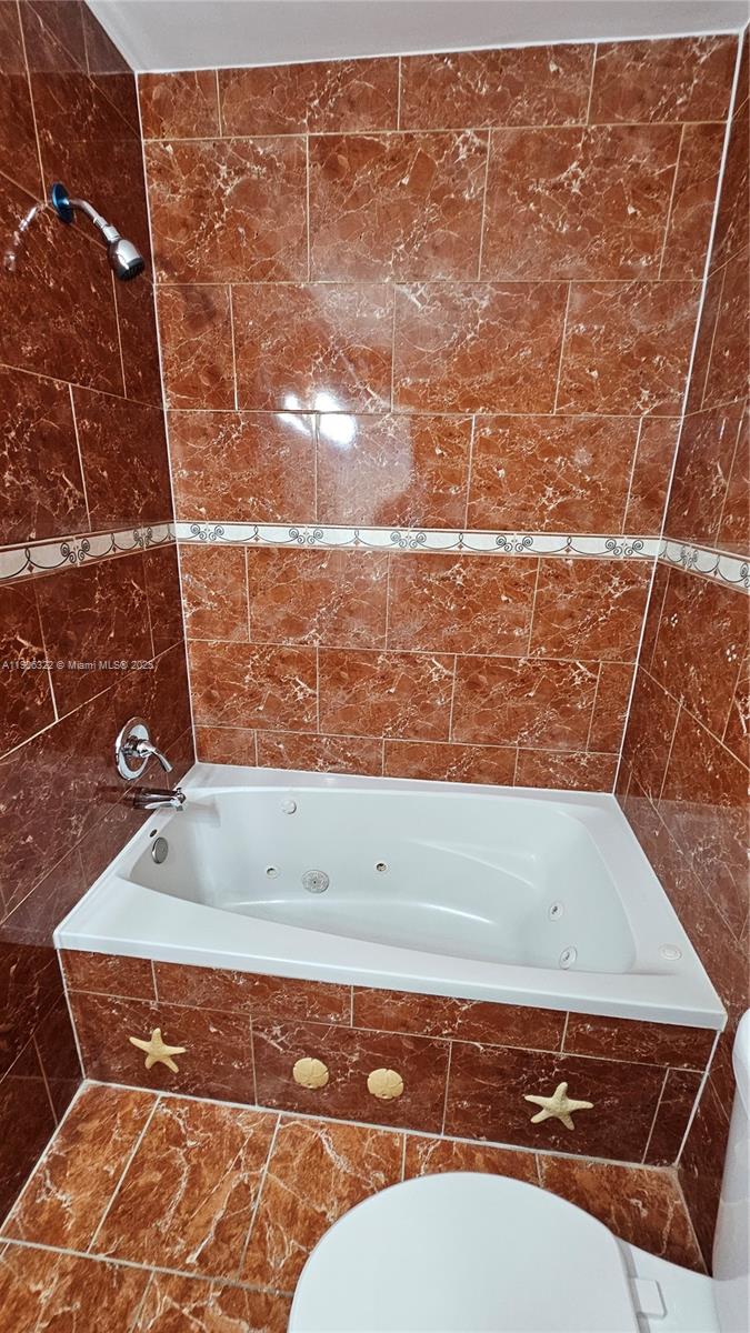 LAKE FOREST SEC ONE - Residential