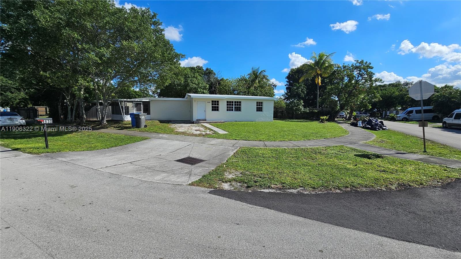 LAKE FOREST SEC ONE - Residential