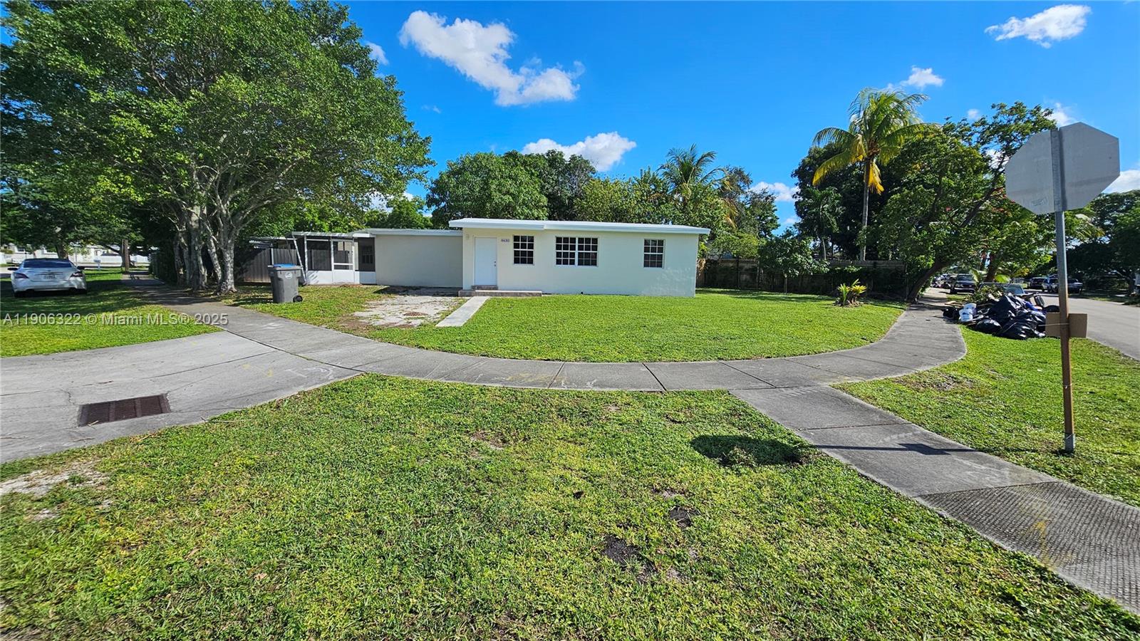 LAKE FOREST SEC ONE - Residential