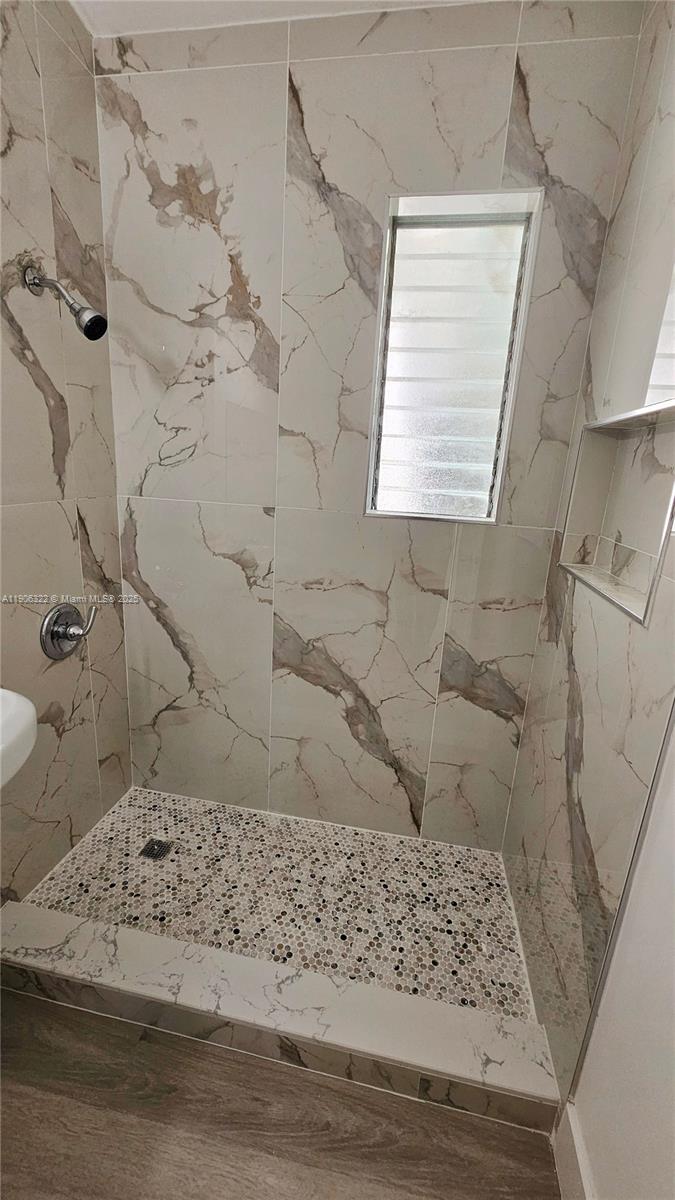 LAKE FOREST SEC ONE - Residential