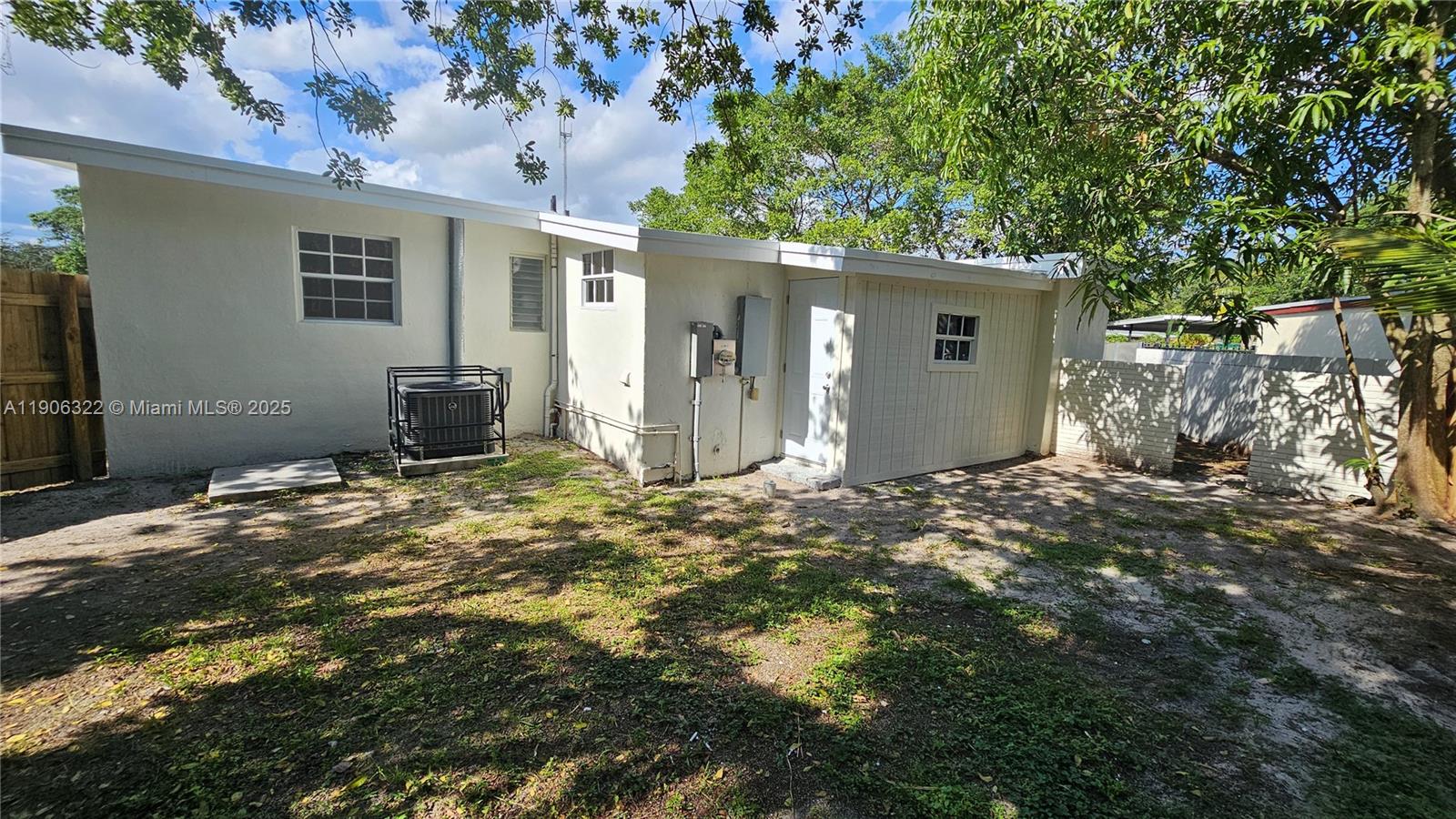 LAKE FOREST SEC ONE - Residential