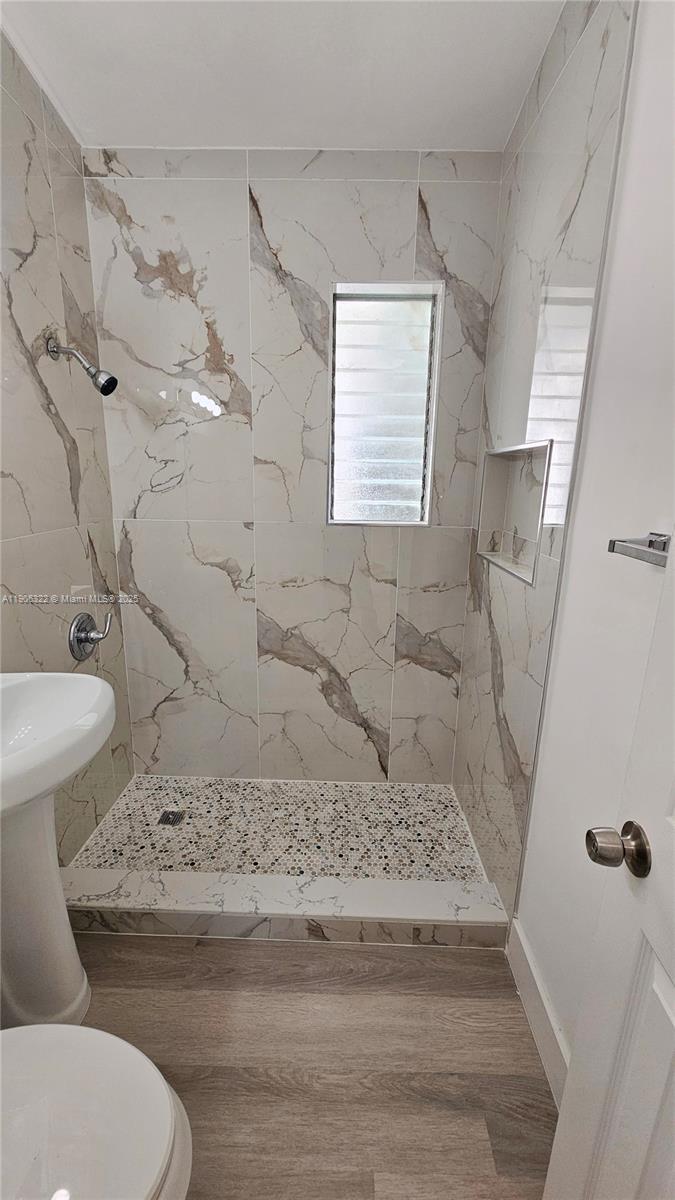 LAKE FOREST SEC ONE - Residential