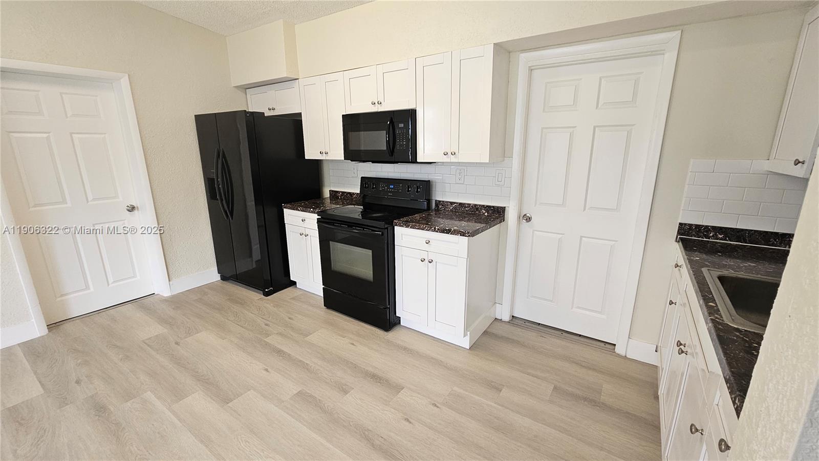 LAKE FOREST SEC ONE - Residential