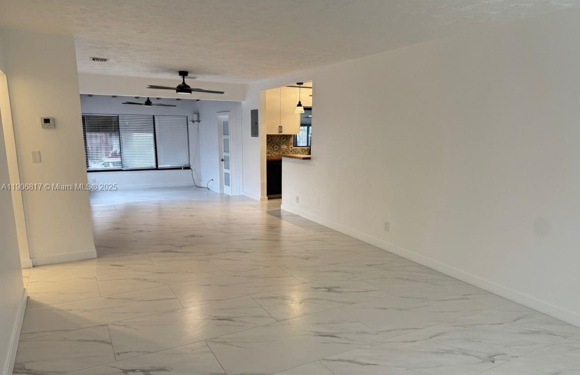 BOULEVARD MANORS - Residential Lease