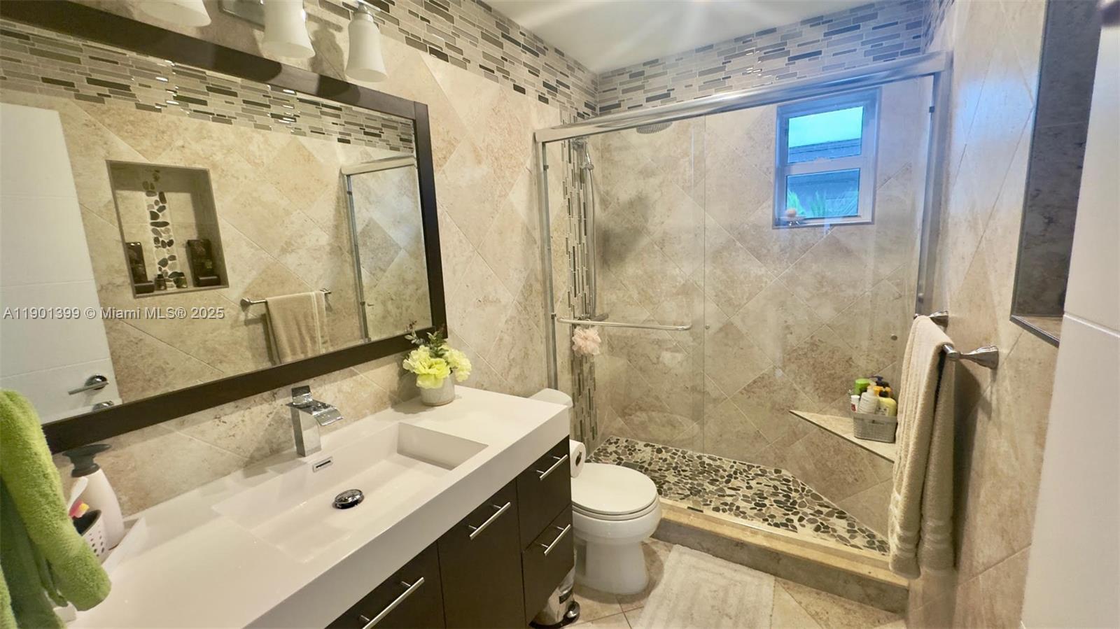 SECOND GULFSTREAM GARDEN - Residential Lease