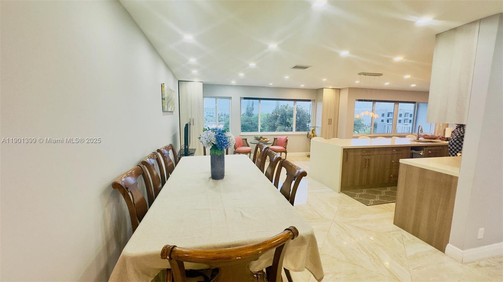 SECOND GULFSTREAM GARDEN - Residential Lease