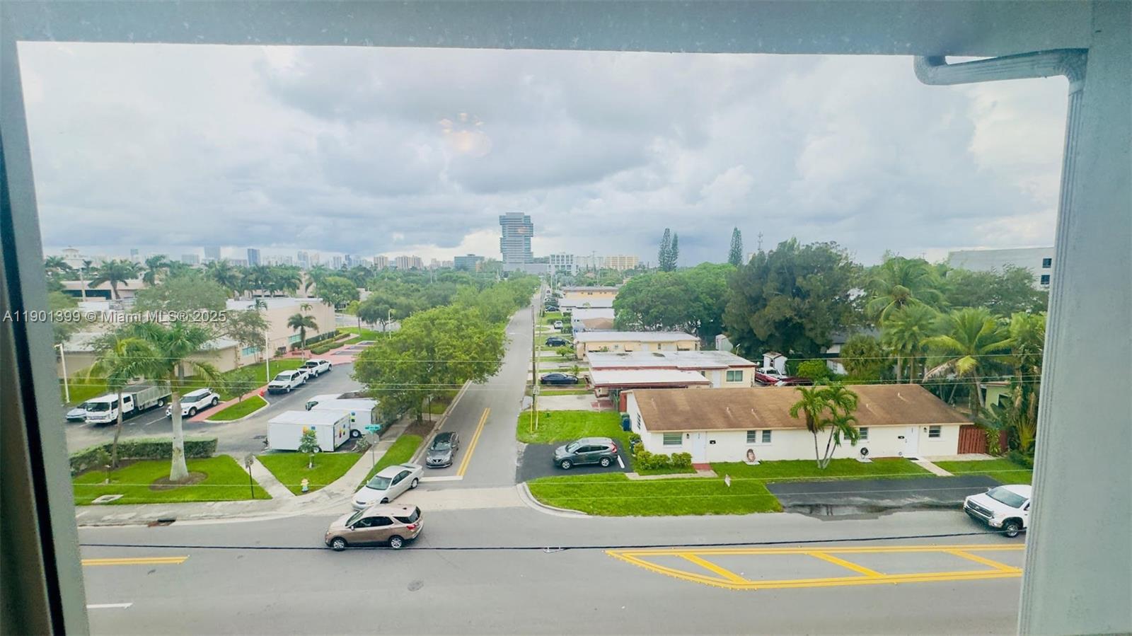 SECOND GULFSTREAM GARDEN - Residential Lease