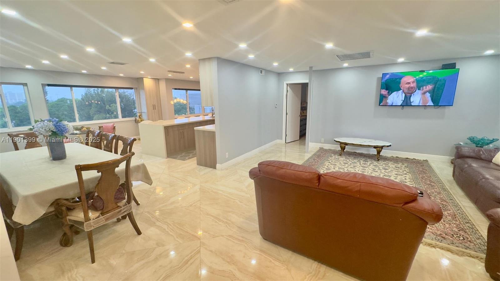 SECOND GULFSTREAM GARDEN - Residential Lease