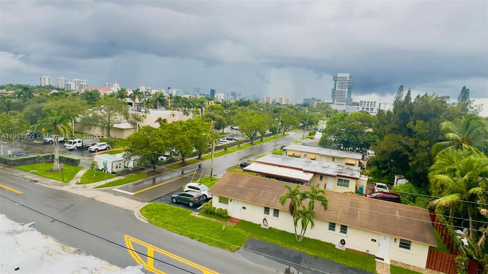 SECOND GULFSTREAM GARDEN - Residential Lease