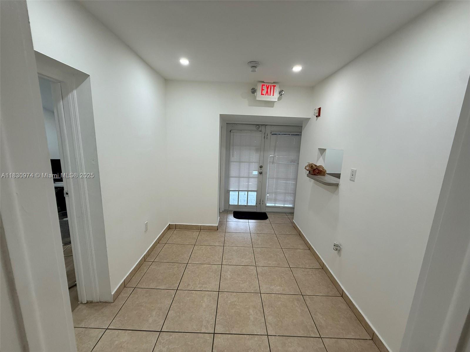 4530 NW 7th St