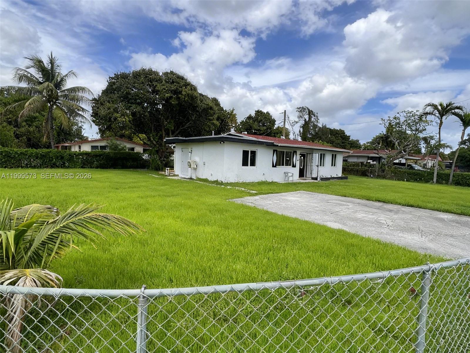 515 Golf Course Blvd, Opa Locka, FL, 33054/$400,000 2 515 Golf Course Blvd