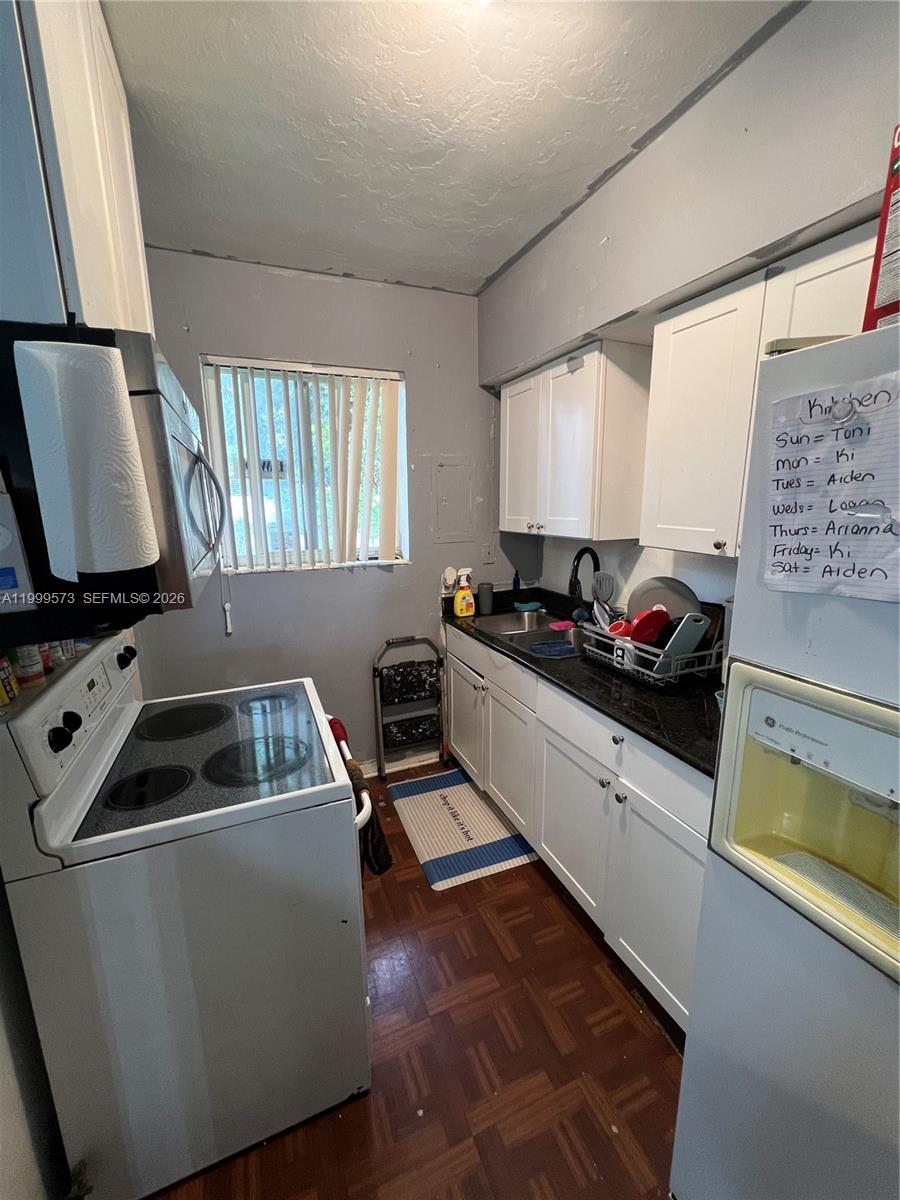 CURTISS PARK - Residential