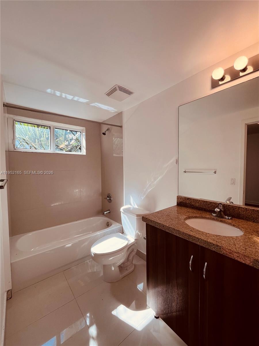 23 BISCAYNE BAY CONDO - Residential