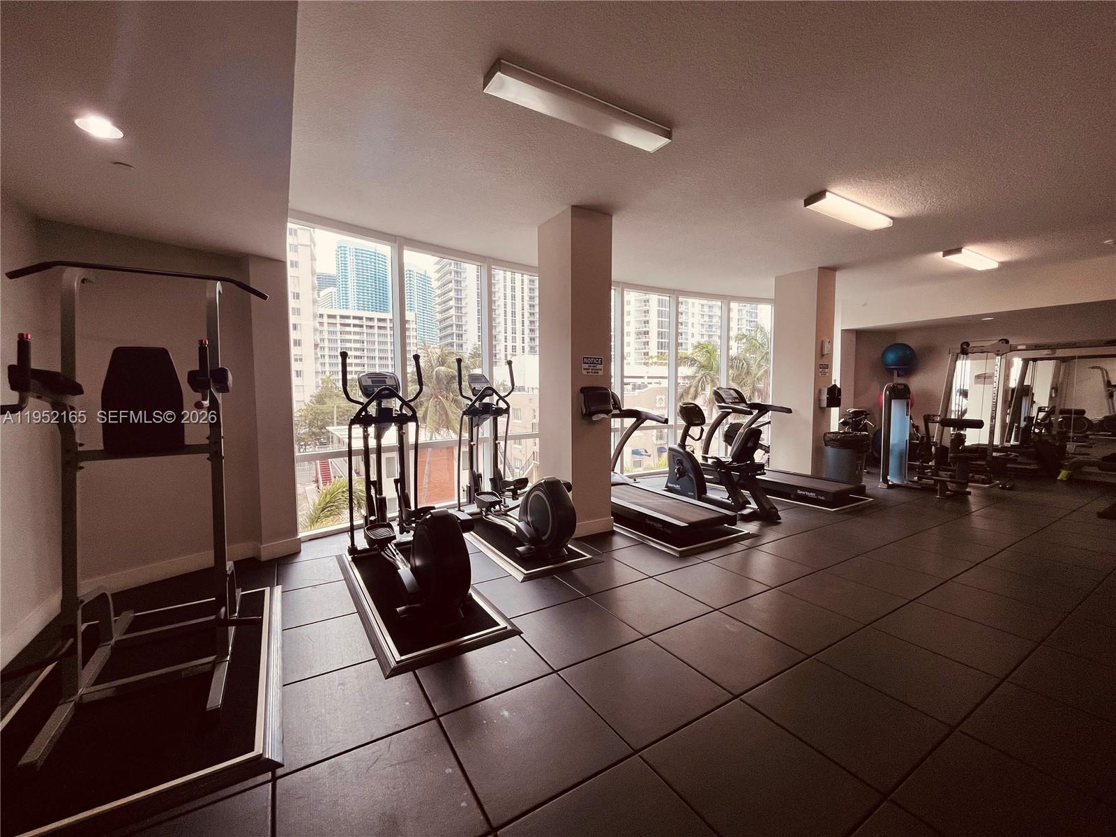 23 BISCAYNE BAY CONDO - Residential