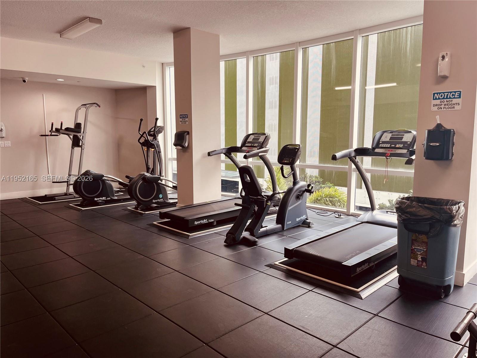 23 BISCAYNE BAY CONDO - Residential