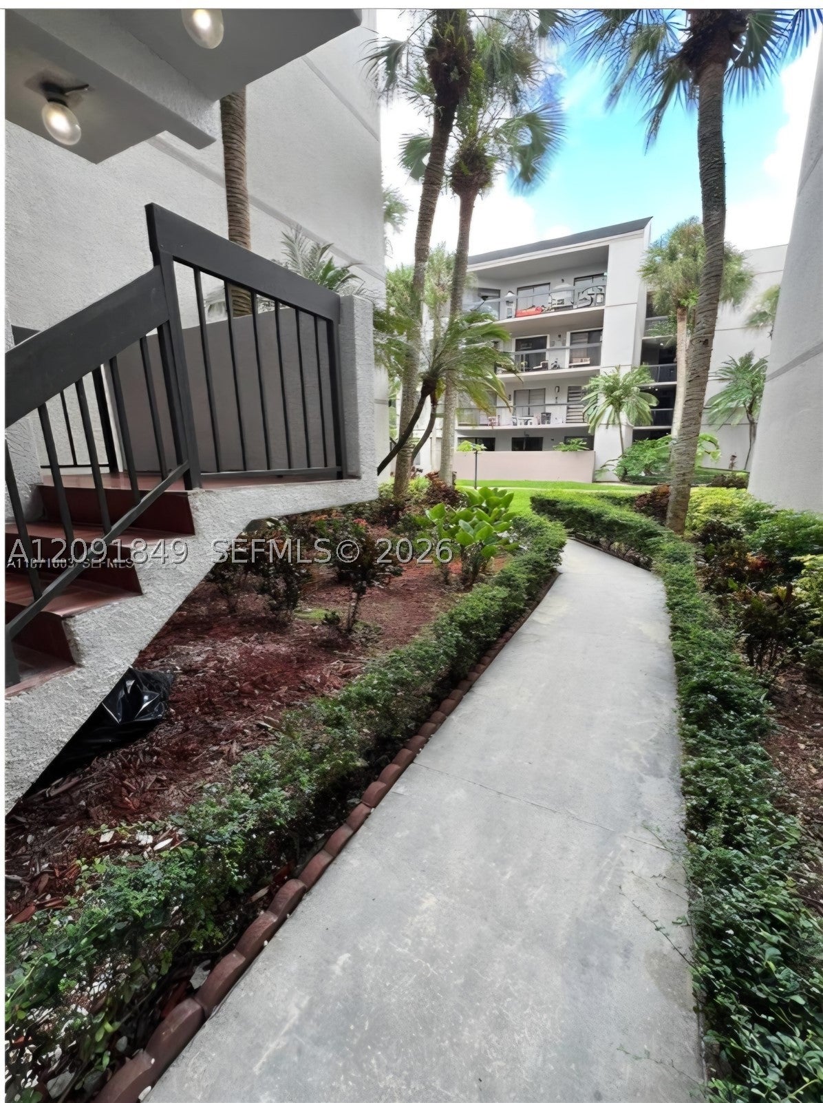 8810 SW 132nd Pl 103DN