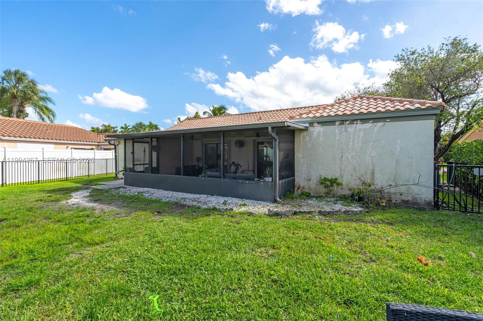 COQUINA LAKES - Residential